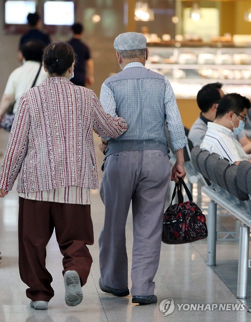 노인부부 월 소득/사진=연합뉴스