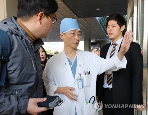 집도의 이국종 교수 /사진=연합뉴스