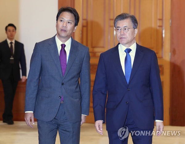 임종석 청와대 비서실장, 문 대통령/사진=연합뉴스