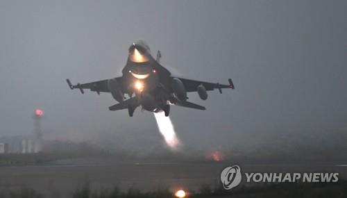 이륙하는 KF-16 전투기/사진=연합뉴스