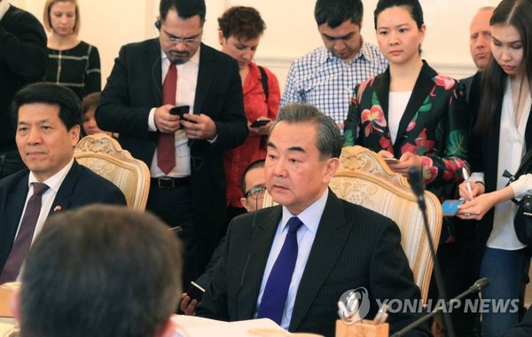 중·러 외무장관 회담 당시 왕이 중국 외교부장 / 사진=연합뉴스