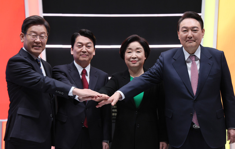 대선 D-14, 이재명 39.5%-윤석열 44%…'정권 교체' 54%