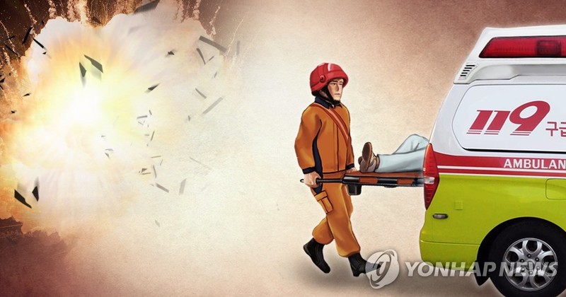 군산 한 공장서 폭발 추정 사고…1명 중상