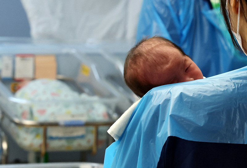 내년 출산휴가급여 상한액 월 220만원으로 오른다 썸네일