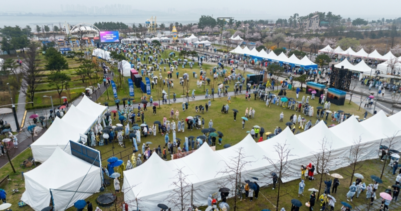 "1만명 레이스, 역대급 혜택"...'2026 MBN 선셋마라톤' 기념품 풍성 - 뉴스 썸네일 이미지