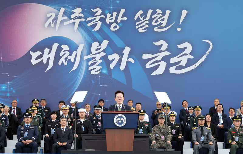 이재명 대통령 "남북 군사긴장 낮추는 조치 이어갈 것…대화 복원에 북측도 함께하길"