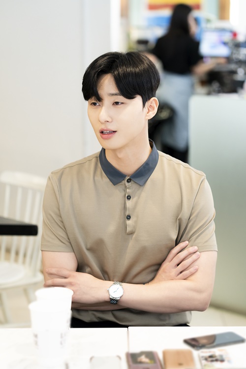 배우 박서준이 최근 MBN스타와 인터뷰를 진행했다 사진=어썸이엔티