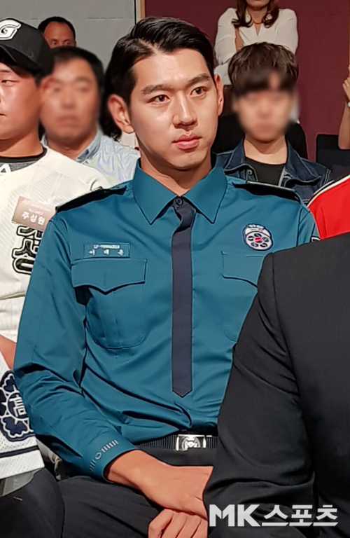 2019 신인 2차드래프트에서 전체 1순위로 kt 유니폼을 입게 된 이대은. 사진=한이정 기자