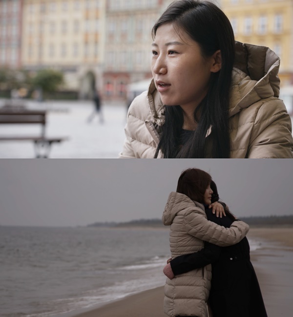 추상미가 탈북소녀 이송과 함께 폴란드를 찾은 이유를 밝혔다. 제공|커넥트픽처스