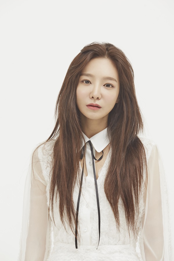 신소율은 "내 자리에서 열심히 하는 배우가 되고 싶다"고 말했다. 제공|모먼트엔터테인먼트