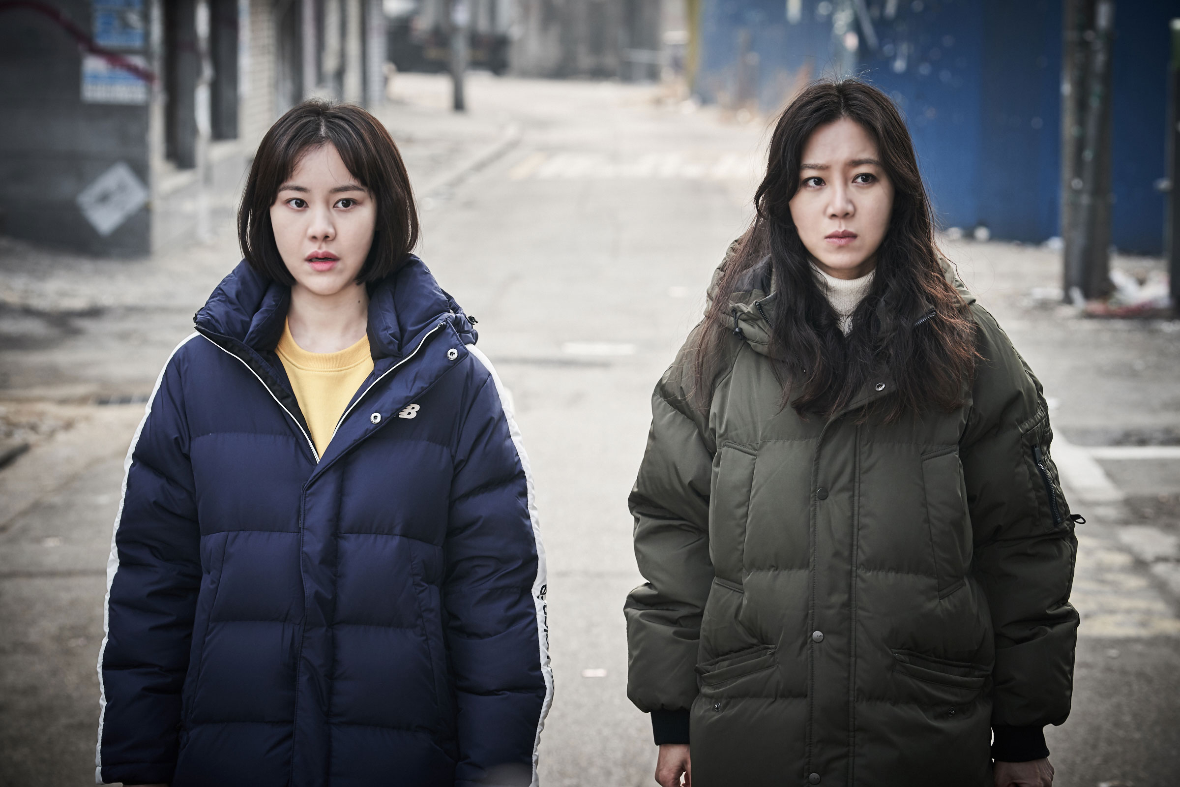 `도어락`에서 호흡을 맞춘 김효진(왼쪽), 공효진. 제공|스틸컷