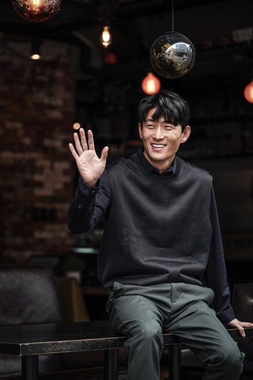 고준 사진=비에스컴퍼니