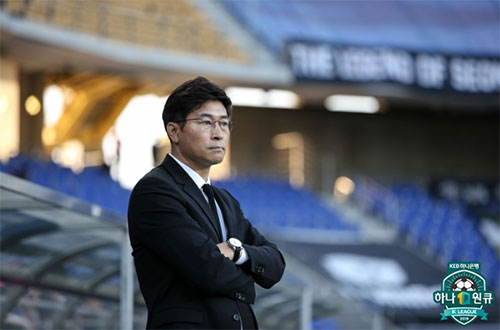 울산 현대의 김도훈 감독. 그는 선택과 집중을 택했으나 중국 상하이에서 치욕적인 대패를 했다. 사진=한국프로축구연맹 제공