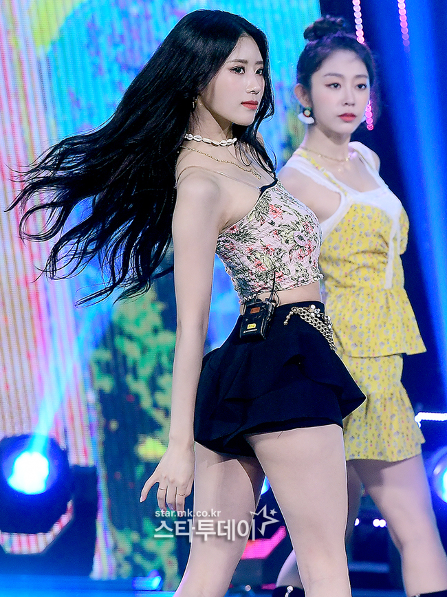 [포토] 러블리즈 미주, 환상적인 뒤태 유혹