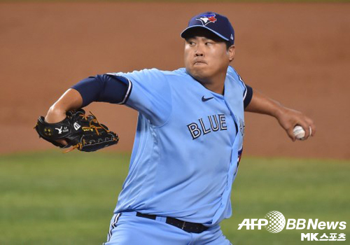 류현진을 2차전 선발로 예고한 몬토요가 그 이유를 설명했다. 사진=ⓒAFPBBNews = News1