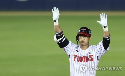 박용택, KBO리그 최초 2500안타 달성 / 사진=연합뉴스