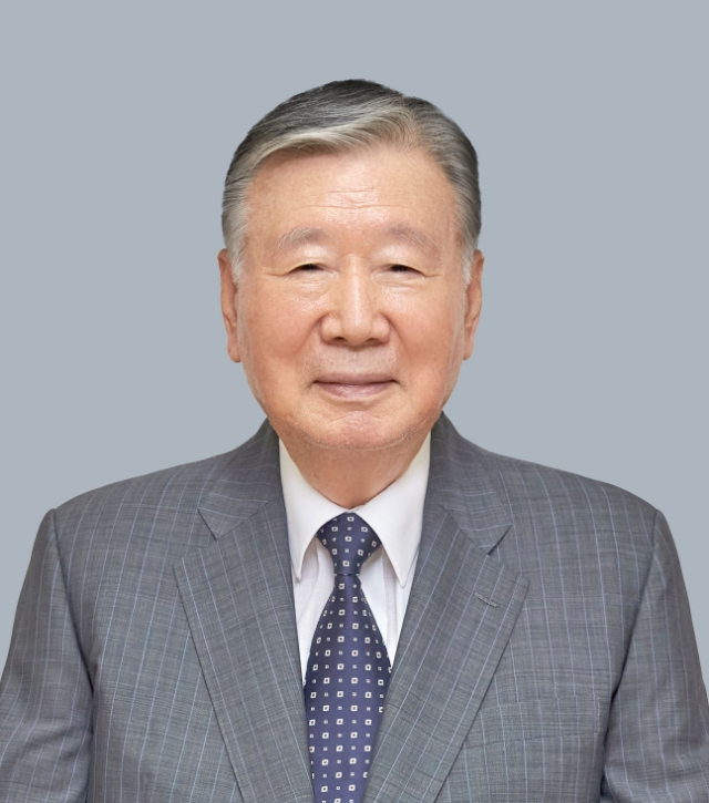 마을 주민·동창들에 최대 1억씩 지급…부영그룹 '통 큰 회장님'