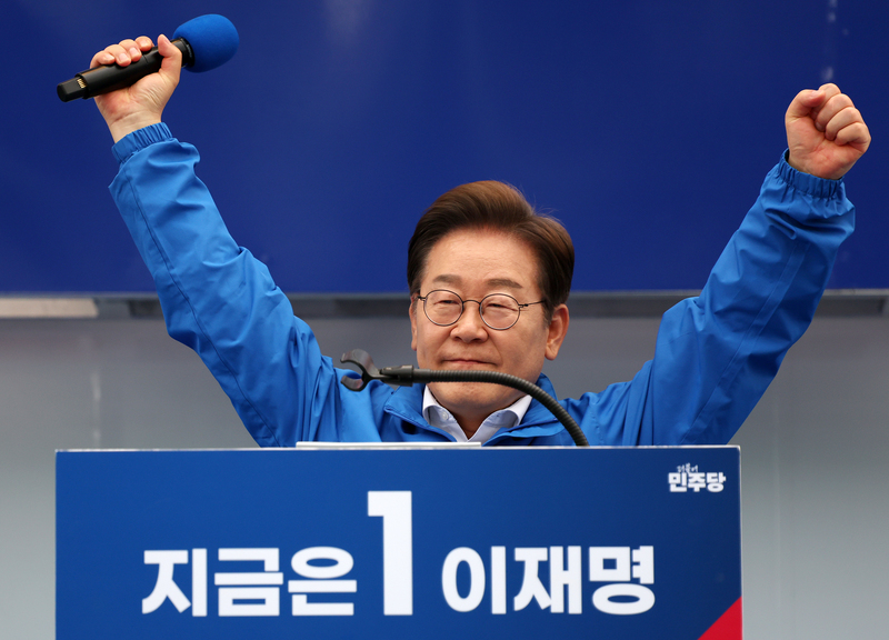 이재명, '4년 연임제'·'결선투표제' 제안…