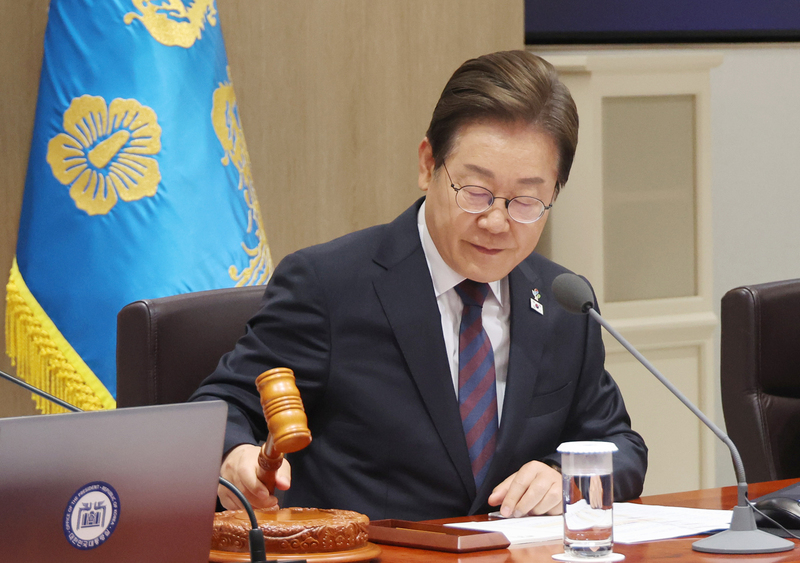 이 대통령, '내란·김건희·채 상병' 3대 특검법 의결