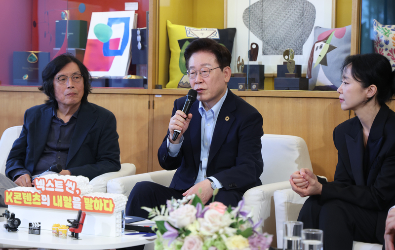 이재명 대통령이 7일(현지시간) 프랑스 남부 생폴드방스 마그 재단에서 국제 영화·영상 정상회의
