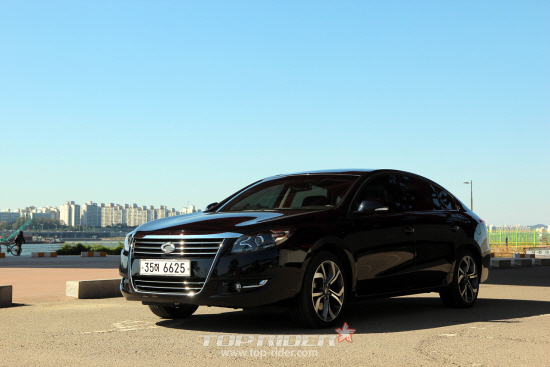 [시승기] 르노삼성 SM7…부드러움 강조한 매력덩이