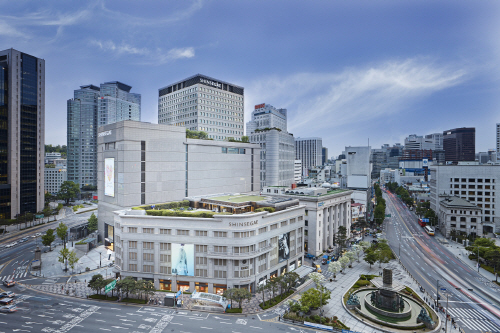 신세계백화점 본점 전경<br />