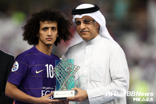 Uae 오마르, 아시아 올해의 선수상 수상