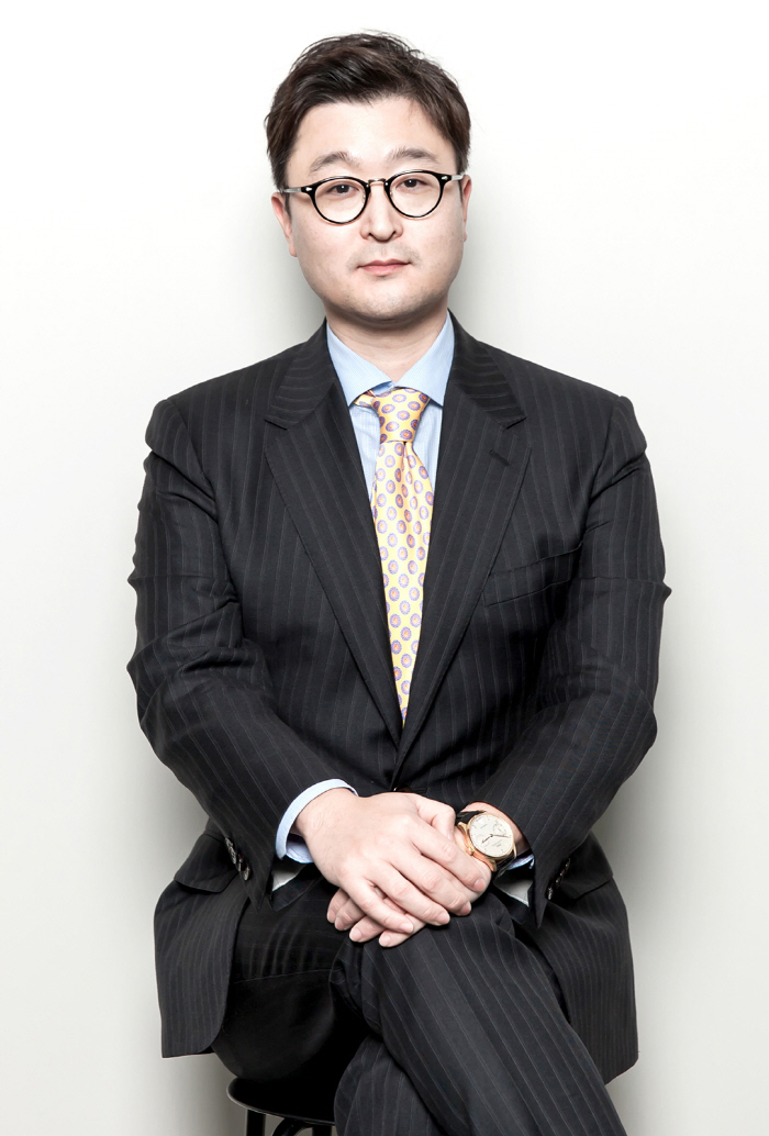 정동혁 네파 전무