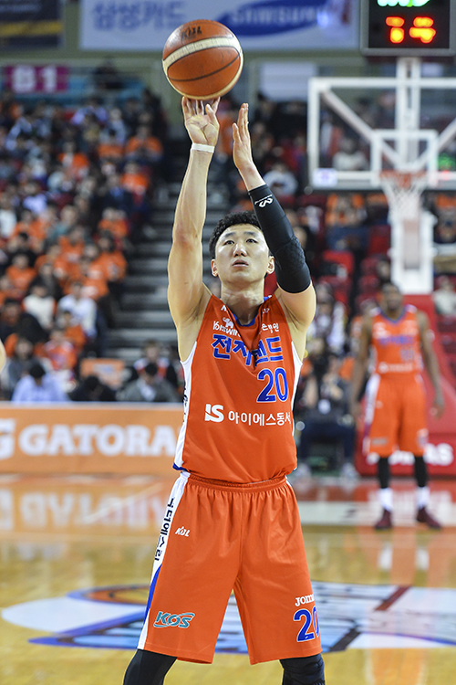 정영삼(사진)이 3점포로 팀 승리를 이끌었다. 사진=KBL 제공