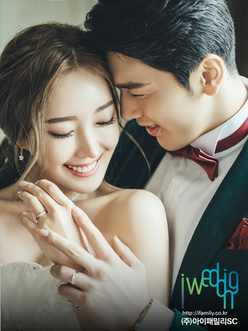 고양 오리온스의 박재현이 동갑내기 예비신부 김수빈과 9일 결혼한다. 사진=아이웨딩 제공