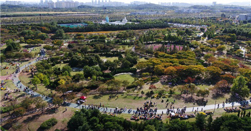 20년 전에는 연탄재 야적장이었던 야생화단지(수도권매립지 개방시설)