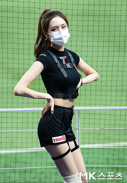 치어리더 박신비 가녀린 몸매 [MK포토] - MBN
