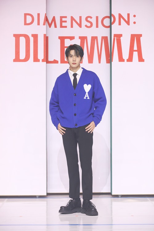 컴백' 엔하이픈 희승 “TXT 연준, '블록버스터' 피처링 참여 영광” - MBN