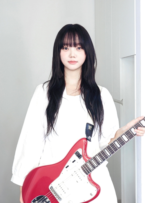 포토]예원, 과감한 초미니 패션 - MBN