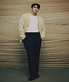 김우빈 “팬에 선물?”