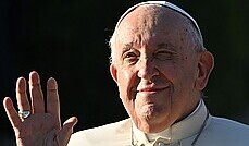 무보수였던 프란치스코 교황...남긴 재산은?